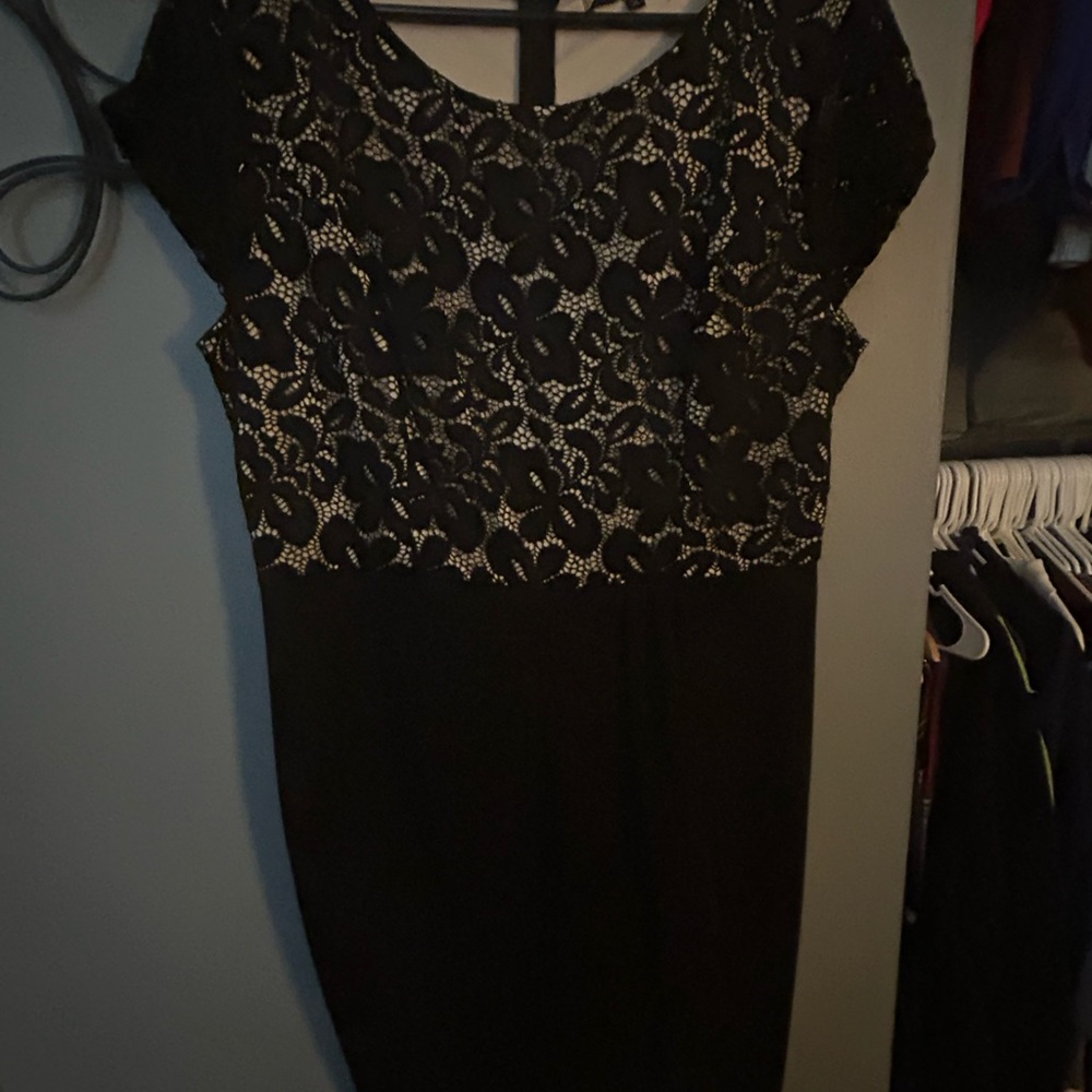 Women’s dress